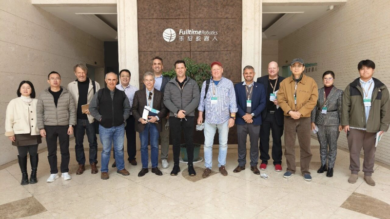 谷歌前副总裁领衔国际考察团到访丰坦机器人，中国建筑机器人全球化备受关注